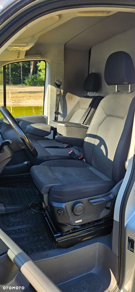 Volkswagen Crafter - 12