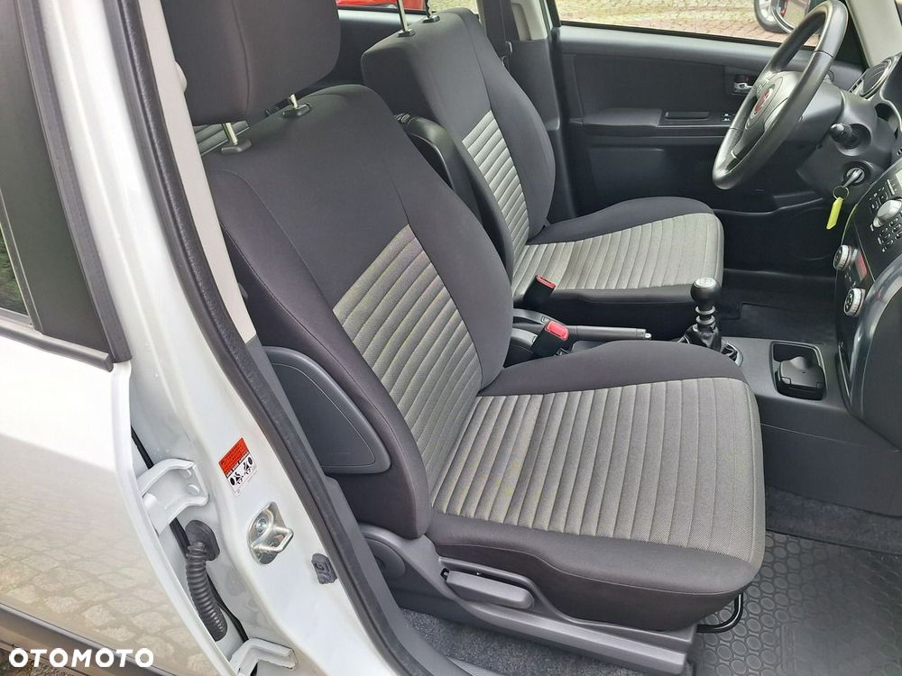 Fiat Sedici 2.0 Multijet 16V 4x4 Emotion - 17