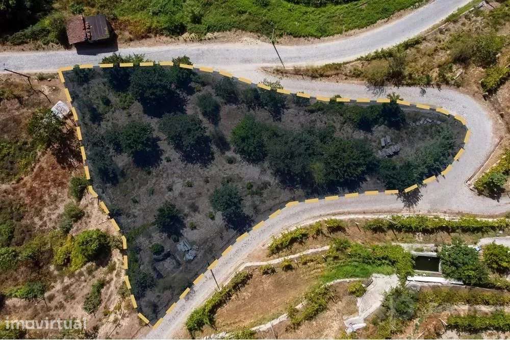 TERRENO | MORADIA T3+1 - PRÓXIMO DO RIO DOURO E HOTEIS - Grande imagem: 2/36