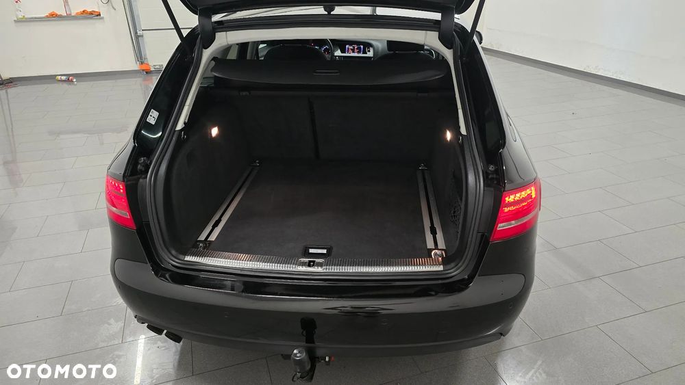 Audi A4 Avant 2.0 TDI DPF S line Sportpaket (plus) - 9