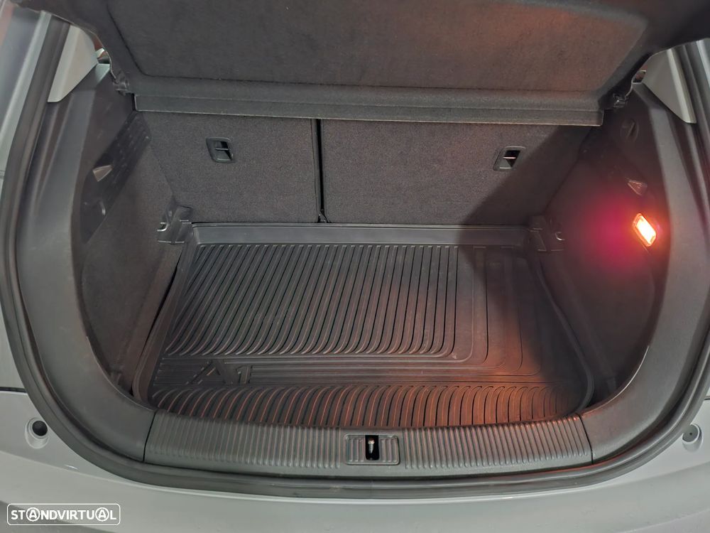 Audi A1 Sportback 1.6 TDI Business Line - 6