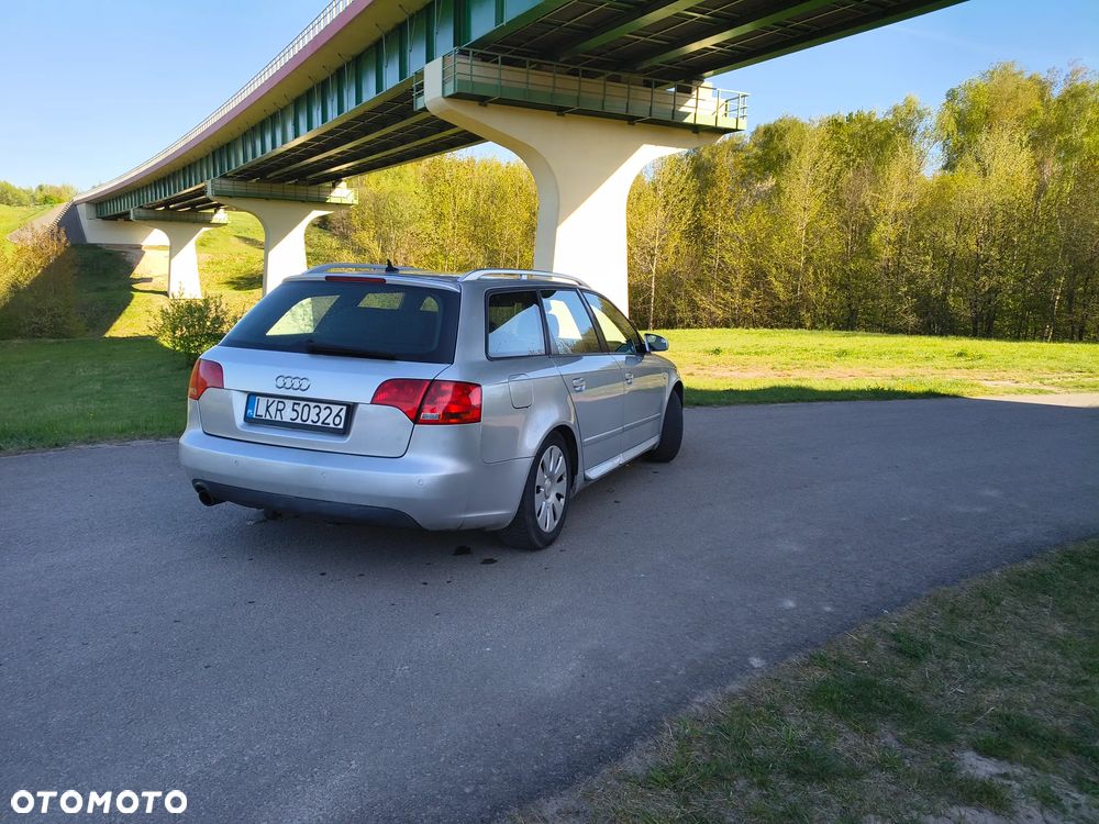 Audi A4 Avant - 4