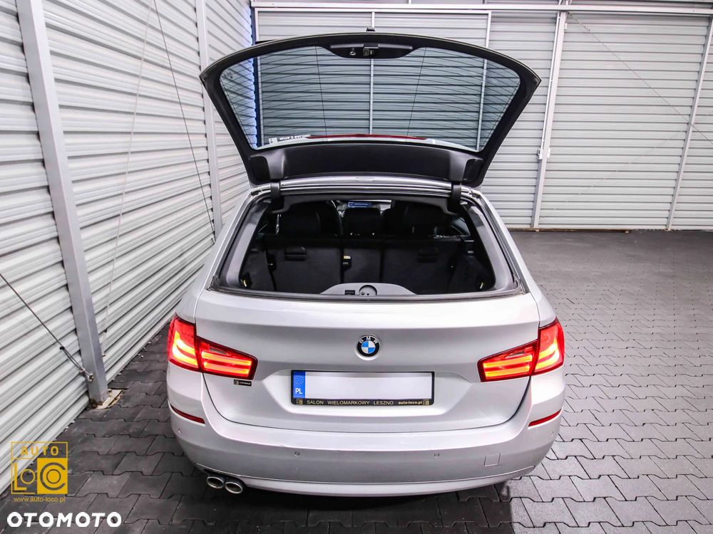 BMW Seria 5 520d Touring Sport-Aut - 11
