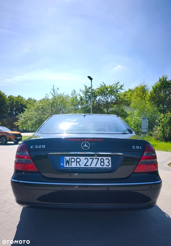 Mercedes-Benz Klasa E 320 CDI T Avantgarde - 6