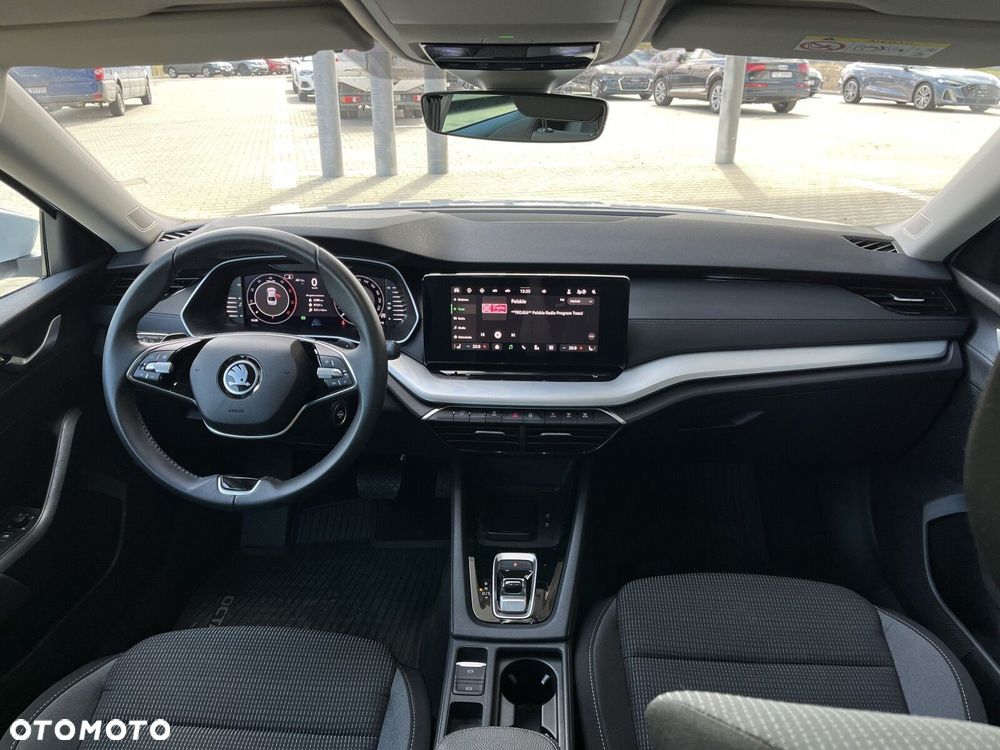 Skoda Octavia 2.0 TDI Selection DSG - 22