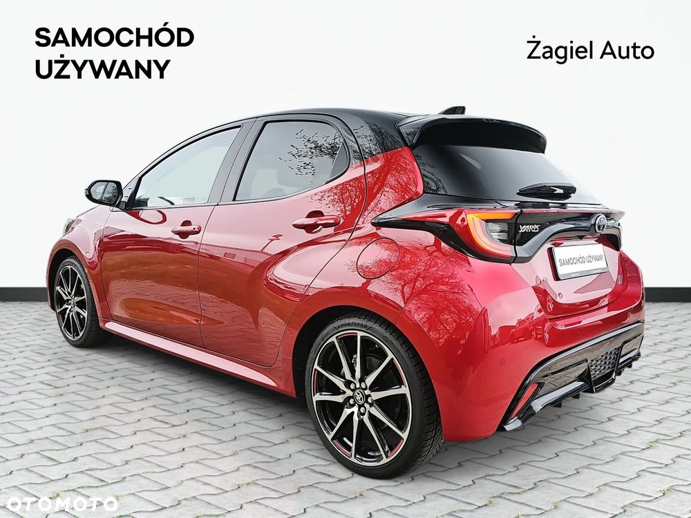 Toyota Yaris 1.5 VVT-i GR SPORT - 3