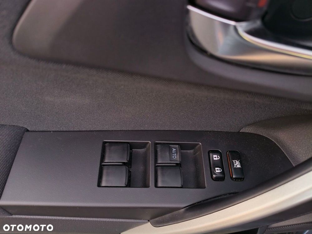 Toyota Auris 1.33 VVT-i Premium - 34