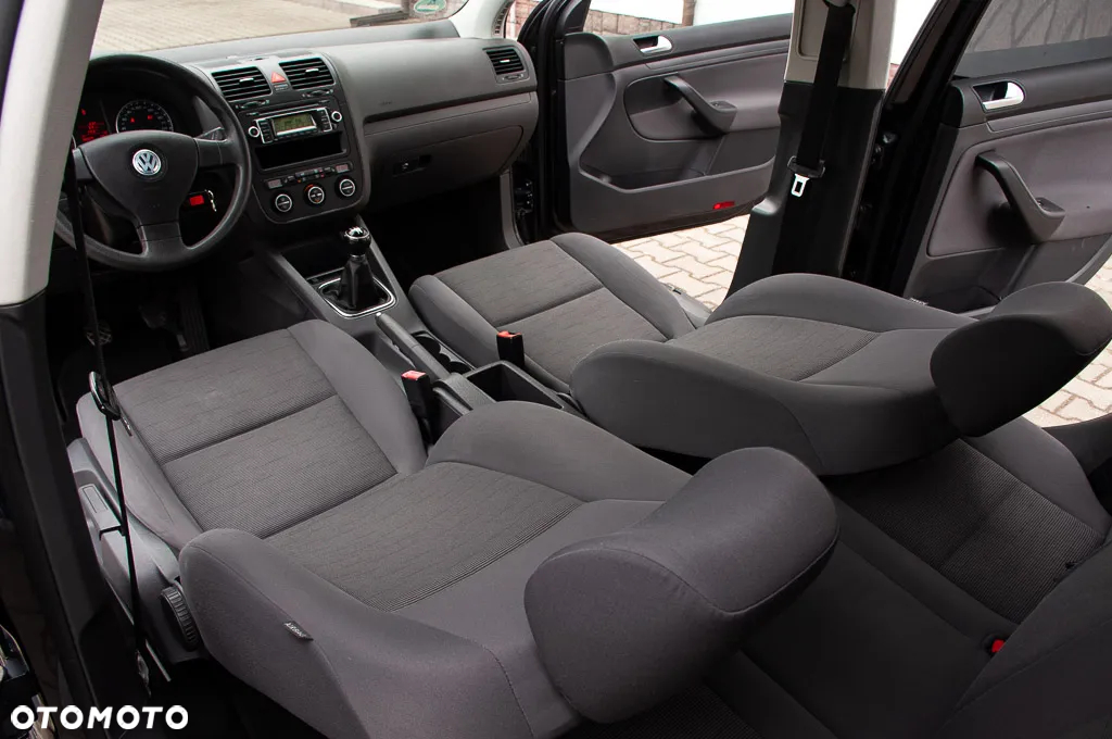 Volkswagen Golf 1.6 Edition - 29
