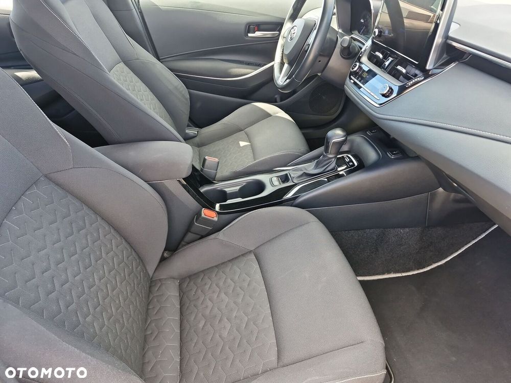 Toyota Corolla 1.8 Hybrid Comfort - 10
