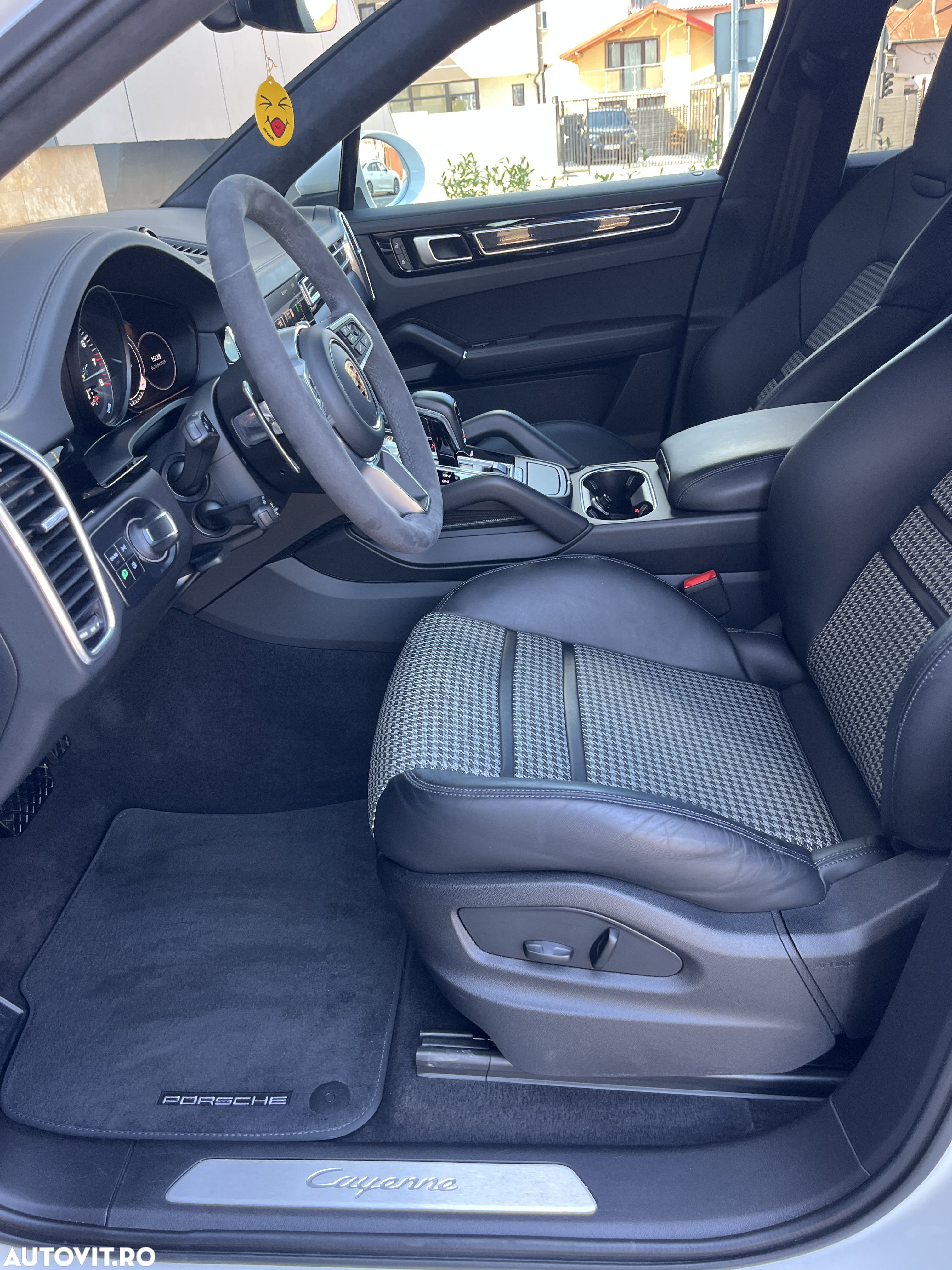 Porsche Cayenne Coupe E-Hybrid Tiptronic S - 27