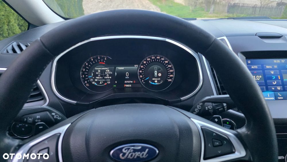 Ford S-Max 2.0 TDCi Titanium PowerShift - 22