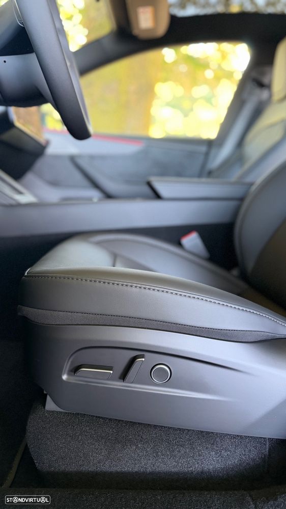 Tesla Model Y Long Range Tração Integral - 12