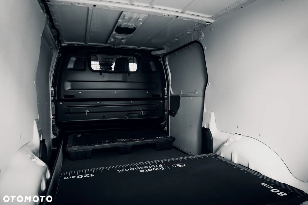Toyota Proace - 11