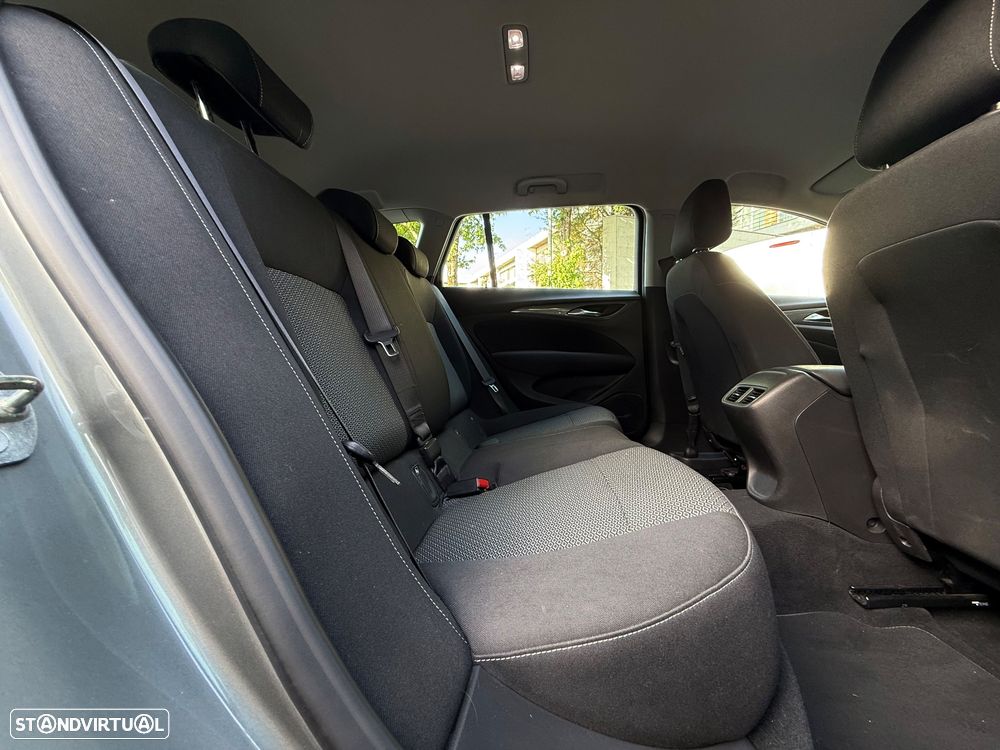 Opel Insignia Sports Tourer 1.6 CDTi Dynamic - 9