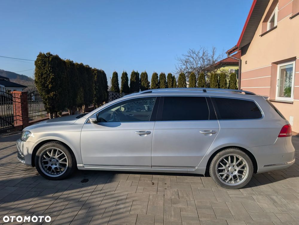 Volkswagen Passat 2.0 TDI Highline DSG - 8