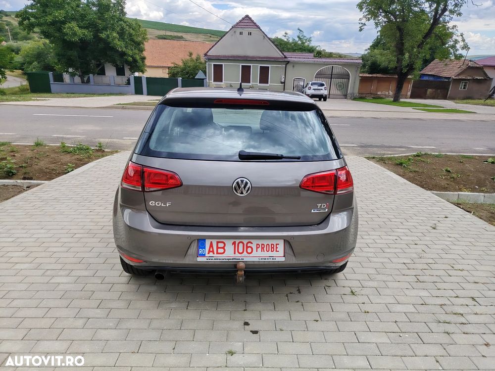 Volkswagen Golf 1.6 TDI DPF Trendline - 10