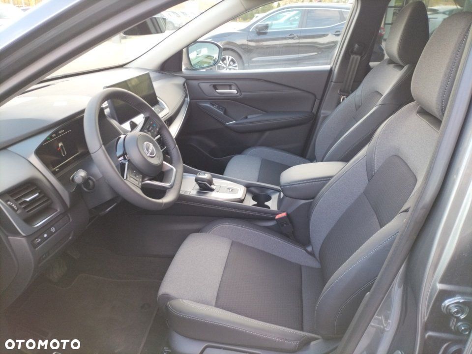 Nissan Qashqai - 11