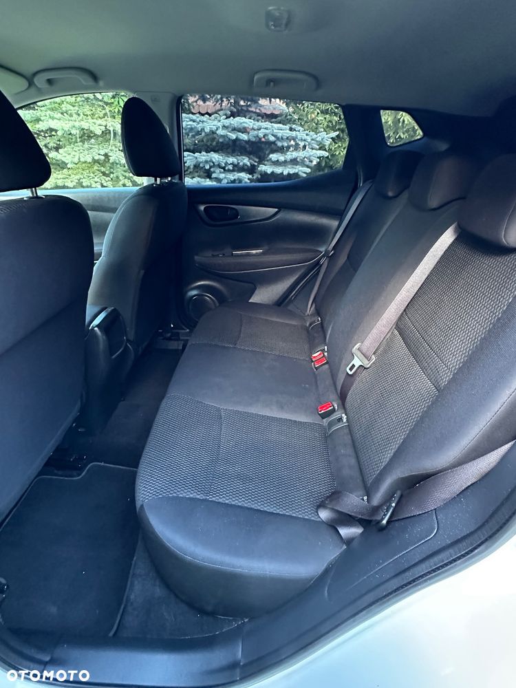 Nissan Qashqai - 23