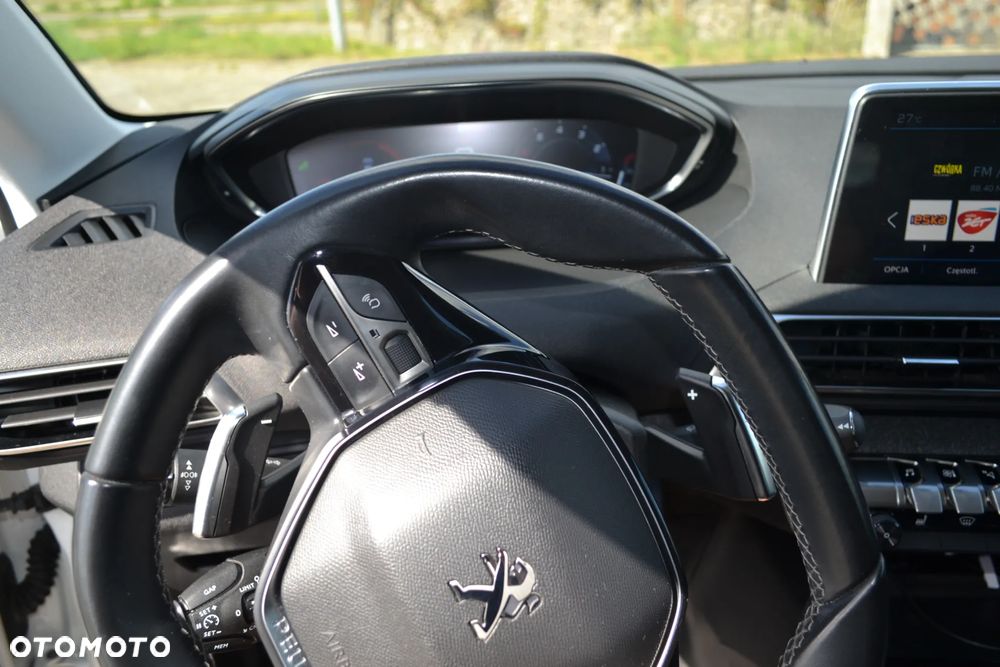 Peugeot 3008 1.2 PureTech GPF Allure S&S EAT8 - 25