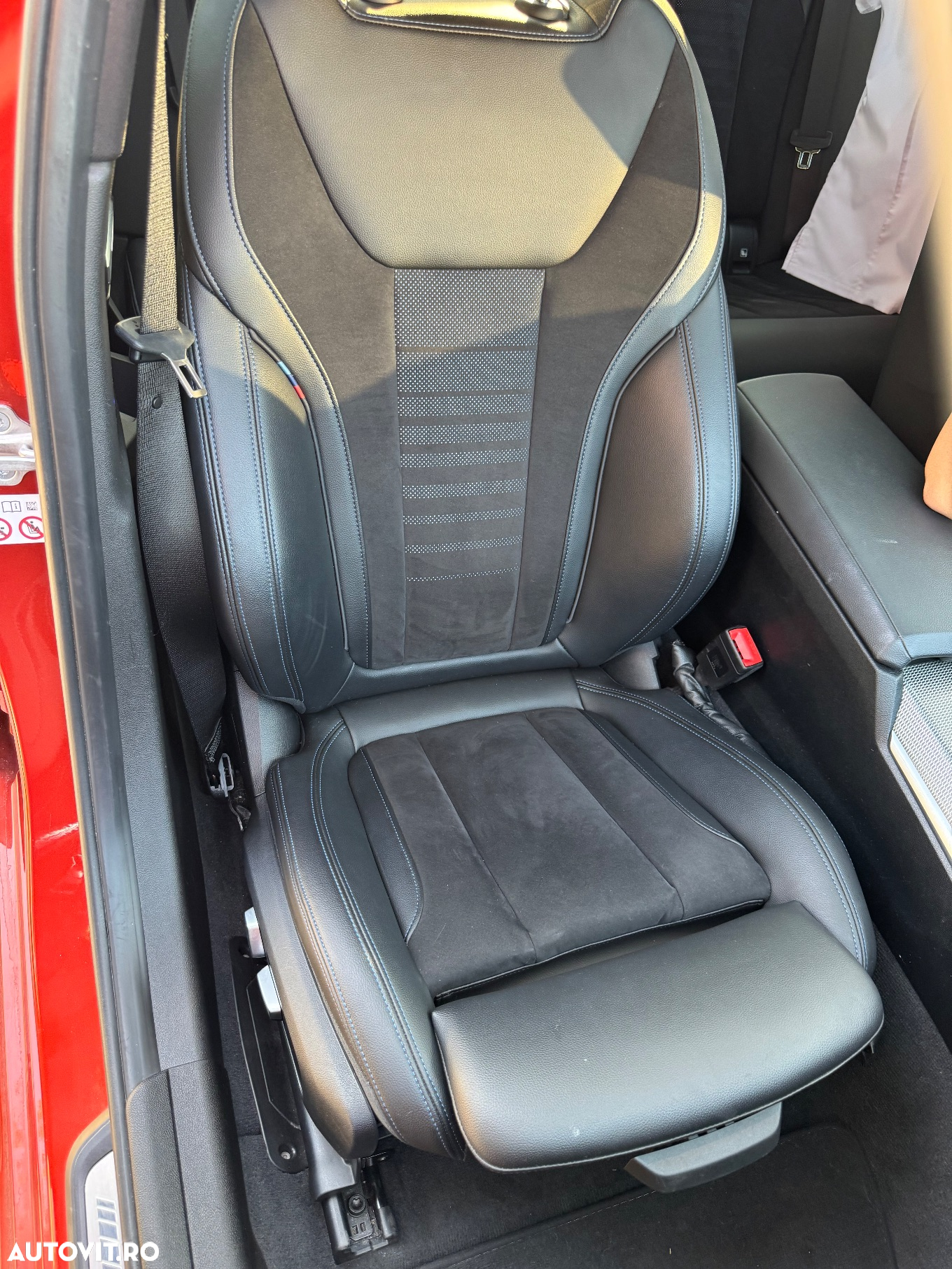 BMW Seria 3 330d xDrive AT MHEV - 17