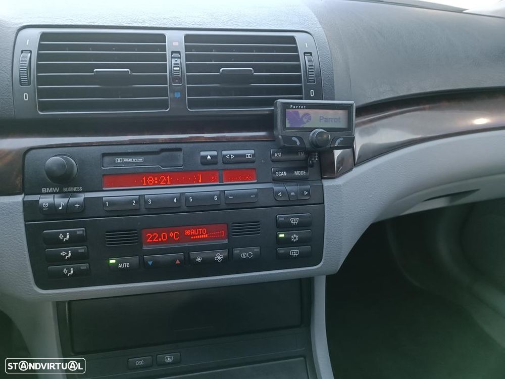 BMW 320 dA Sport - 10