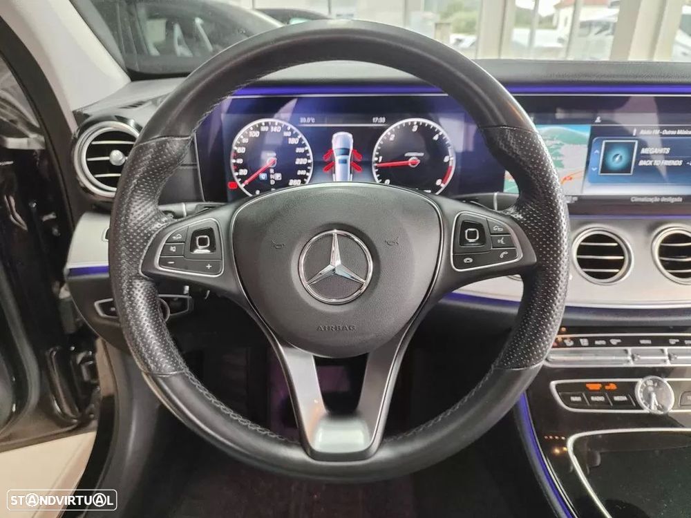 Mercedes-Benz E 220 d 4Matic 9G-TRONIC Avantgarde - 28