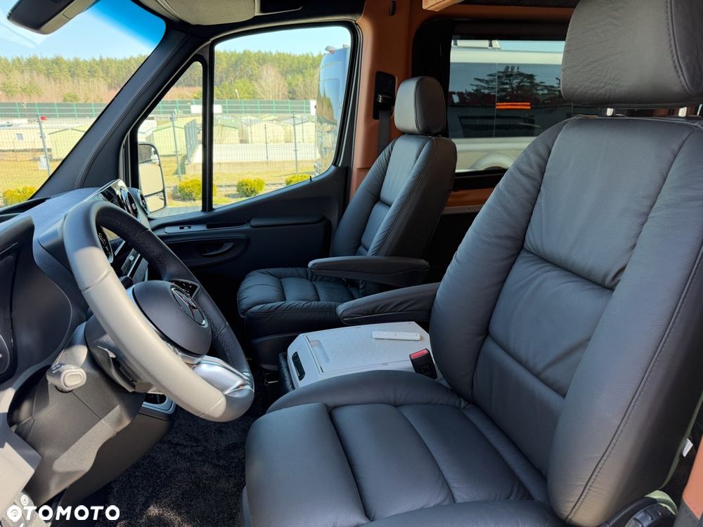 Mercedes-Benz Sprinter - 9