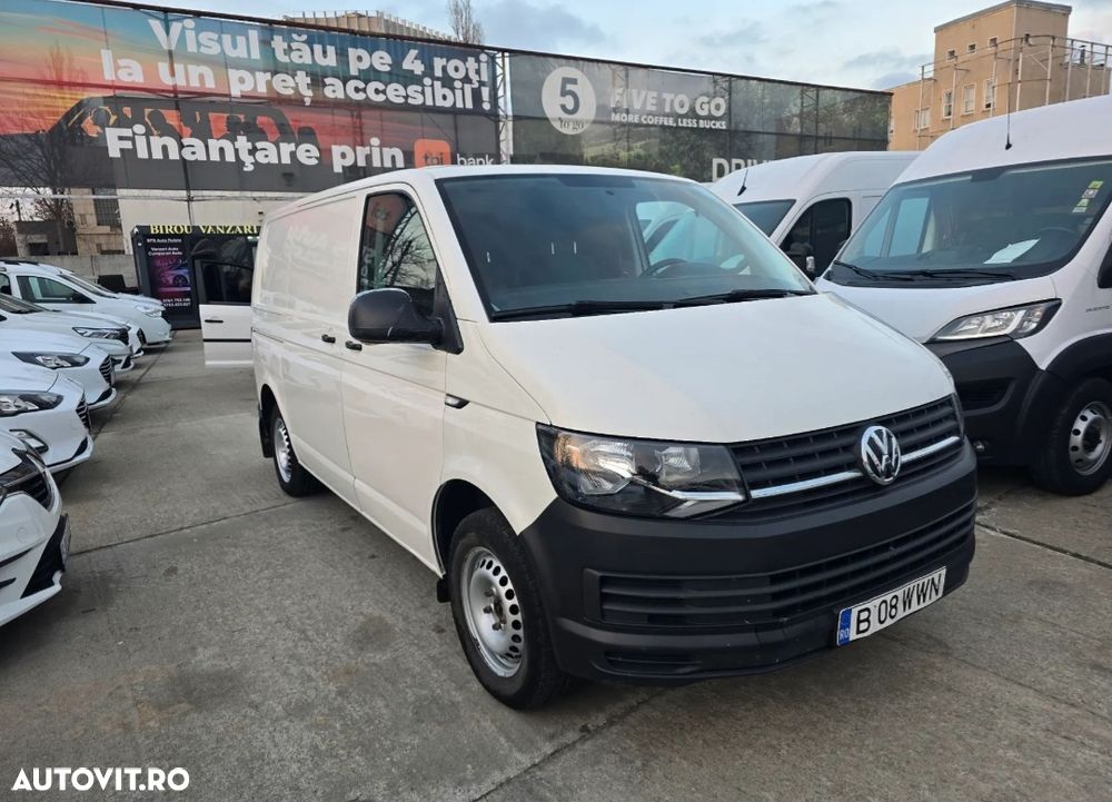Volkswagen Transporter - 2