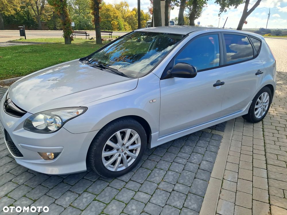 Hyundai I30 2011 photo 2