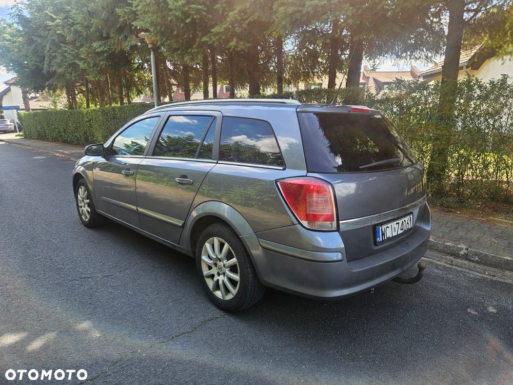 Opel Astra - 4