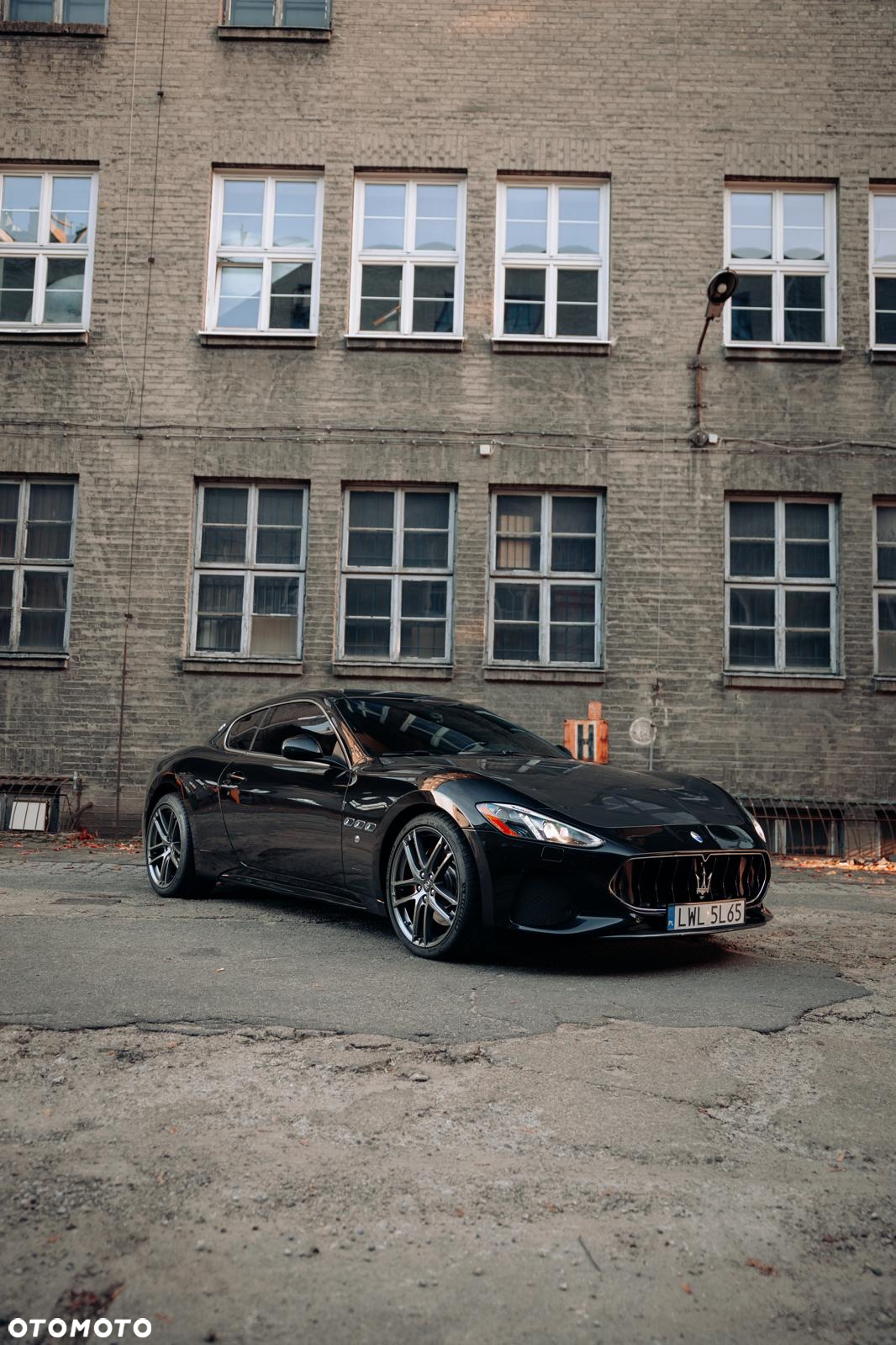 Maserati GranTurismo S - 17