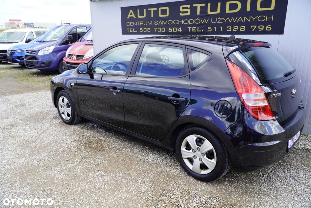 Hyundai i30 1.4 Blue Comfort - 25