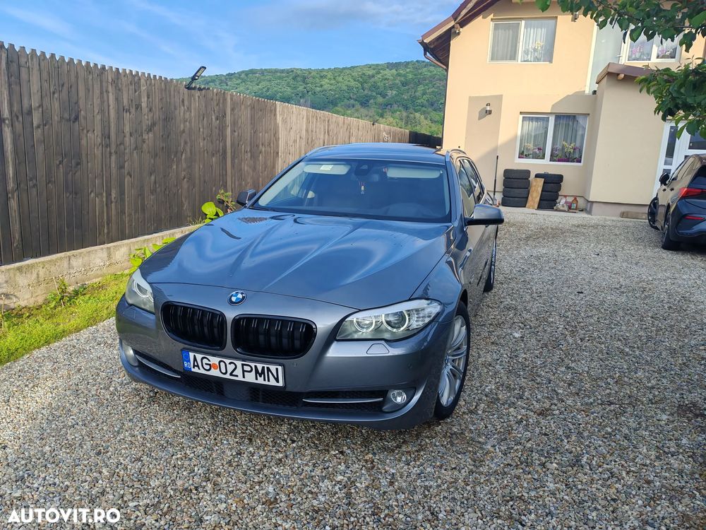 BMW Seria 5 525d Sport-Aut. - 1