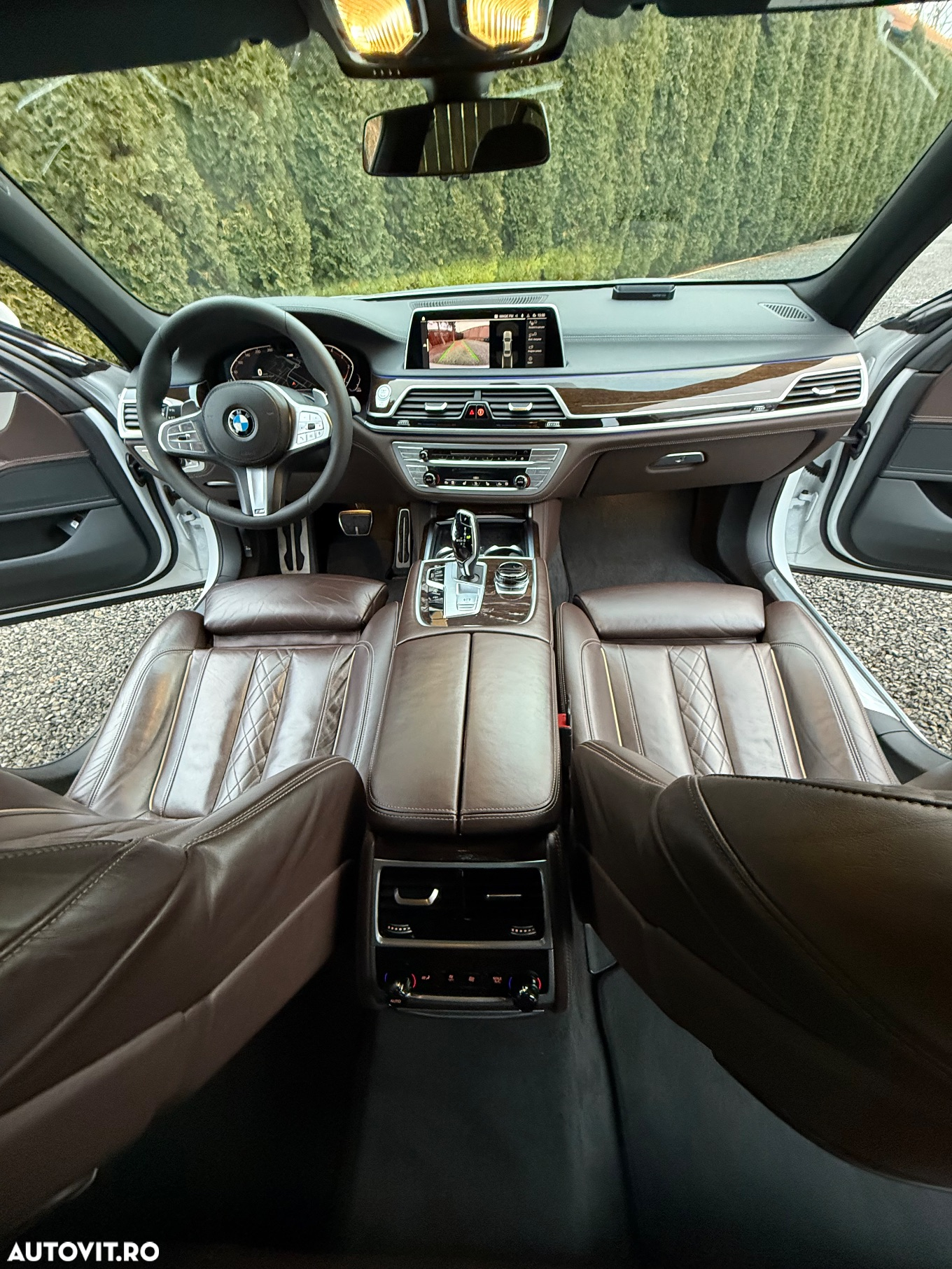 BMW Seria 7 740d xDrive - 28