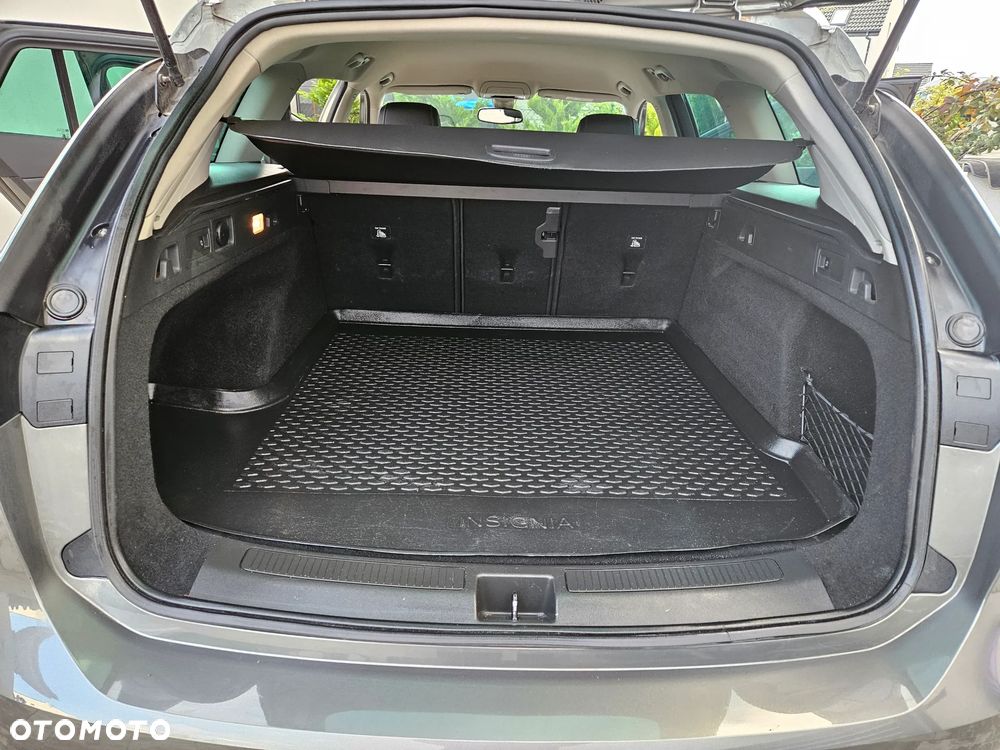 Opel Insignia 1.6 CDTI EcoFLEX S&S - 11