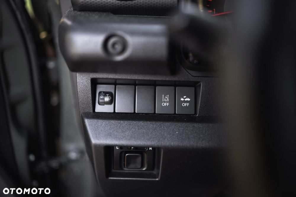 Suzuki Jimny - 29