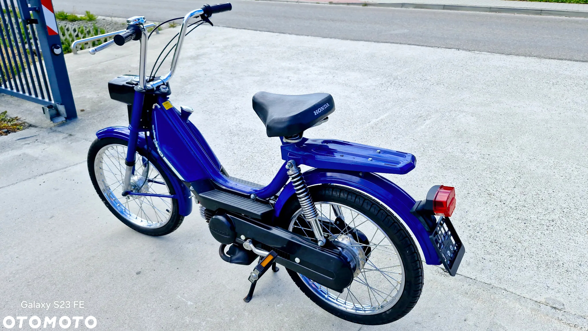 Honda C - 5