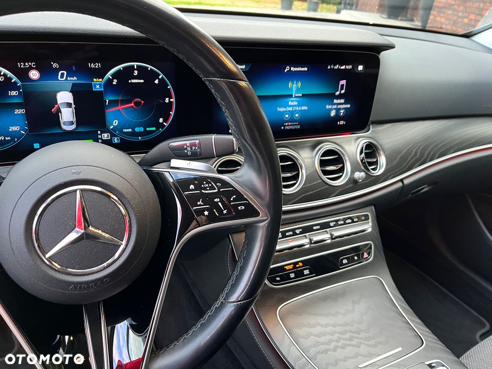Mercedes-Benz Klasa E 220 d 4-Matic Avantgarde - 17