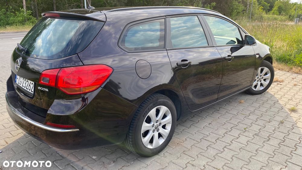Opel Astra 1.4 T Enjoy - 4