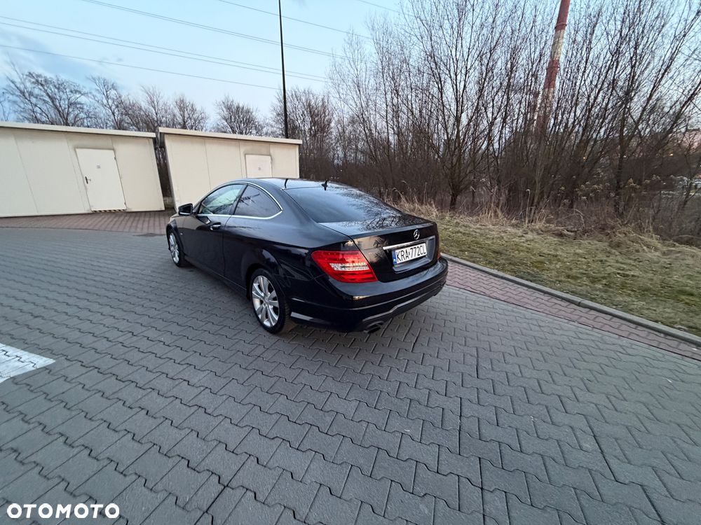 Mercedes-Benz Klasa C 250 (BlueEFFICIENCY) 7G-TRONIC - 4