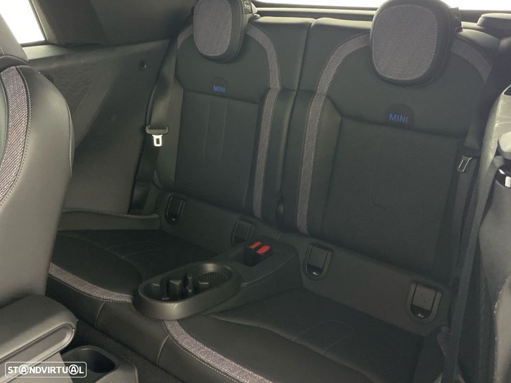 MINI Cabrio C Classic - 12