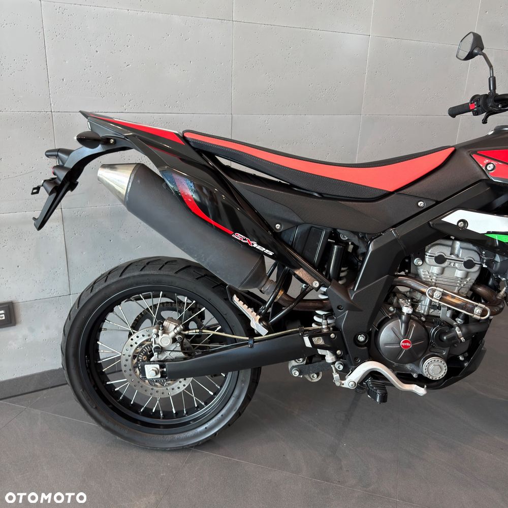 Aprilia SX - 6