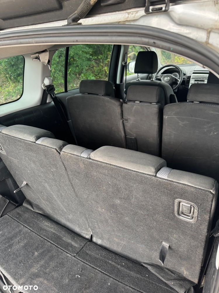 Mazda 5 - 18
