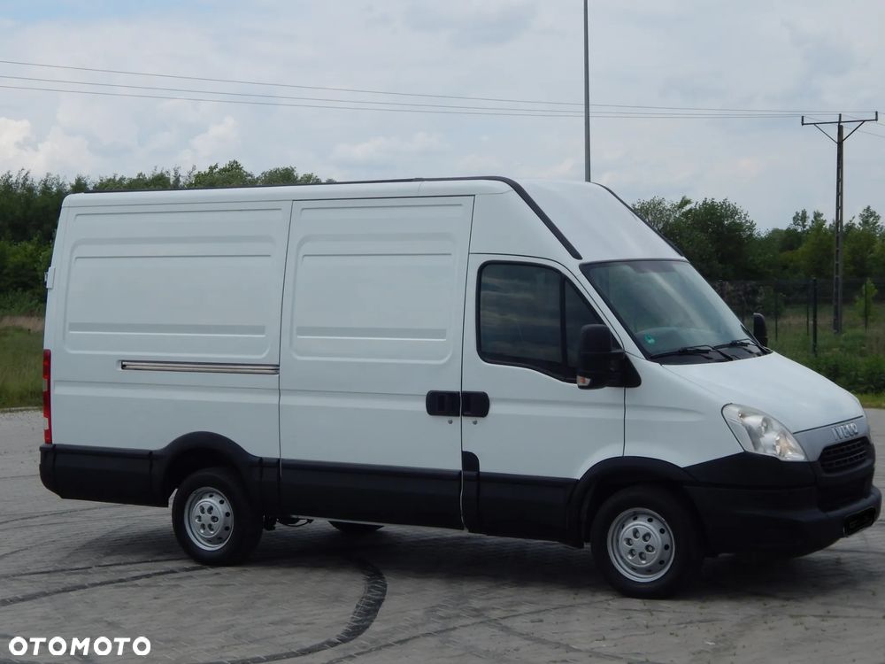 Iveco DAILY 35S15 2,3HPI L2H2 LIFT - 39