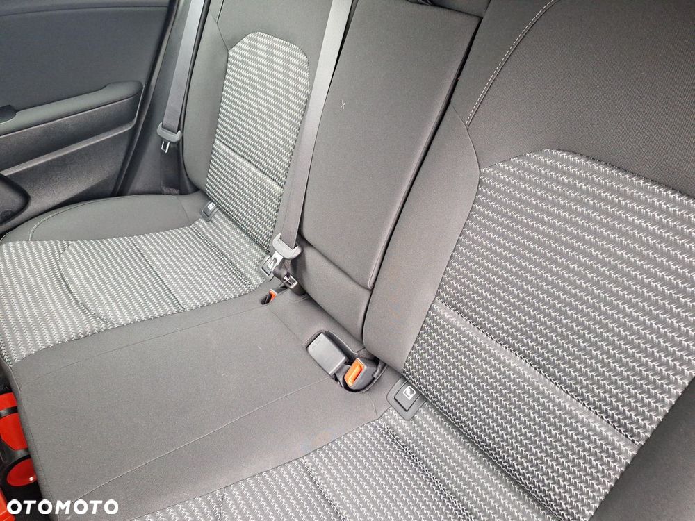 Kia Ceed 1.5 T-GDI M - 17