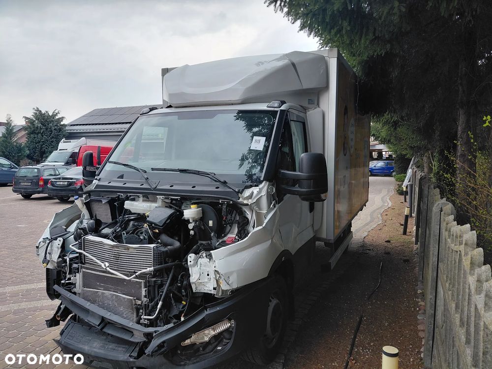 Iveco DAILY 35-140/HI-MATIC/4000 KM !! - 2