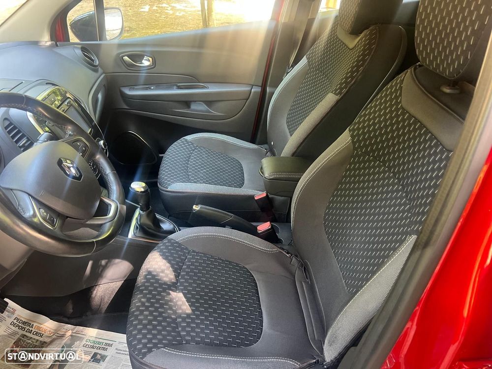 Renault Captur 1.5 dCi Exclusive - 13