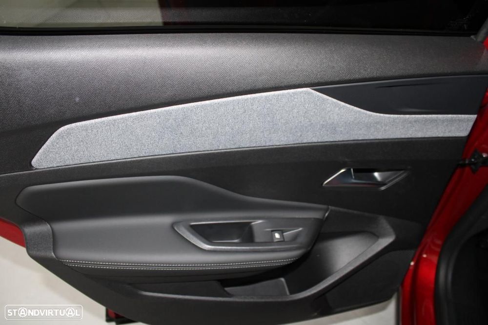 Peugeot E-408 58 kWh Allure - 28