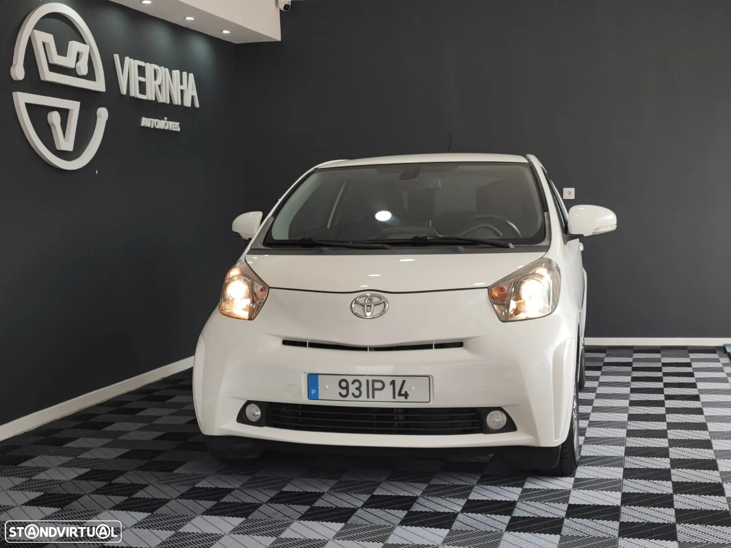 Toyota iQ 1.0 VVT-i 2 EP - 4