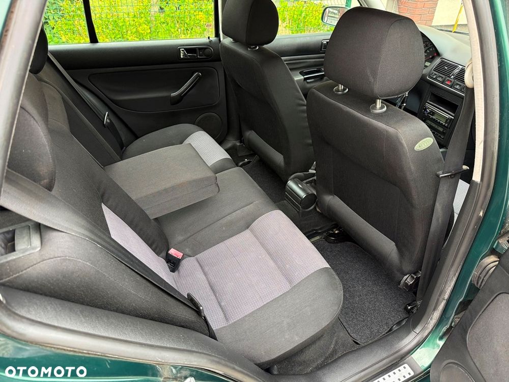 Volkswagen Golf 1.4 Goal - 25